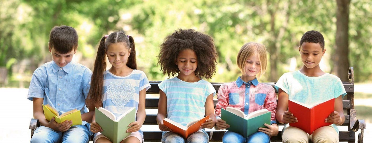 Lezende kinderen